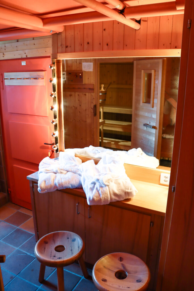 Dusche und Sauna im Keller